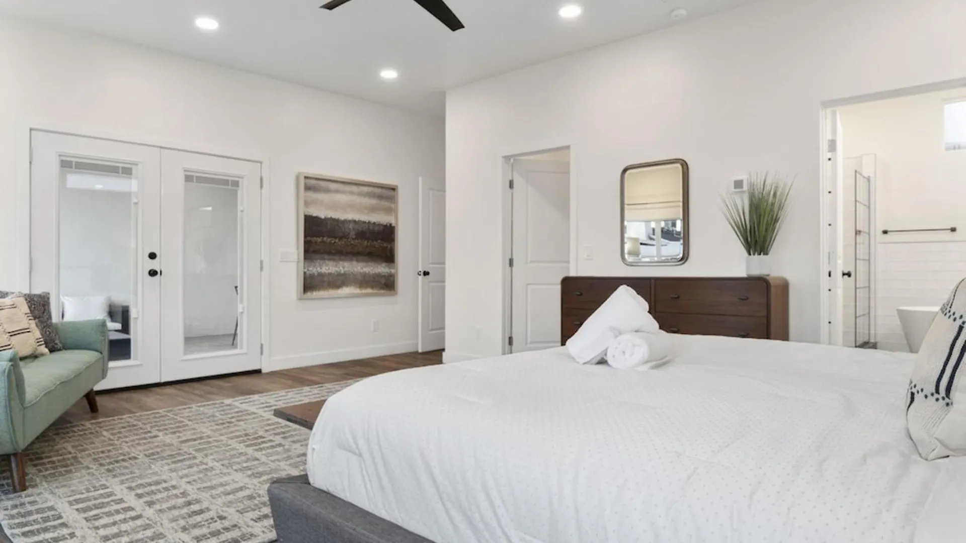Just Listed Modern Classy 4 Bdrm Heart Of Oldtown Scottsdale 0*,